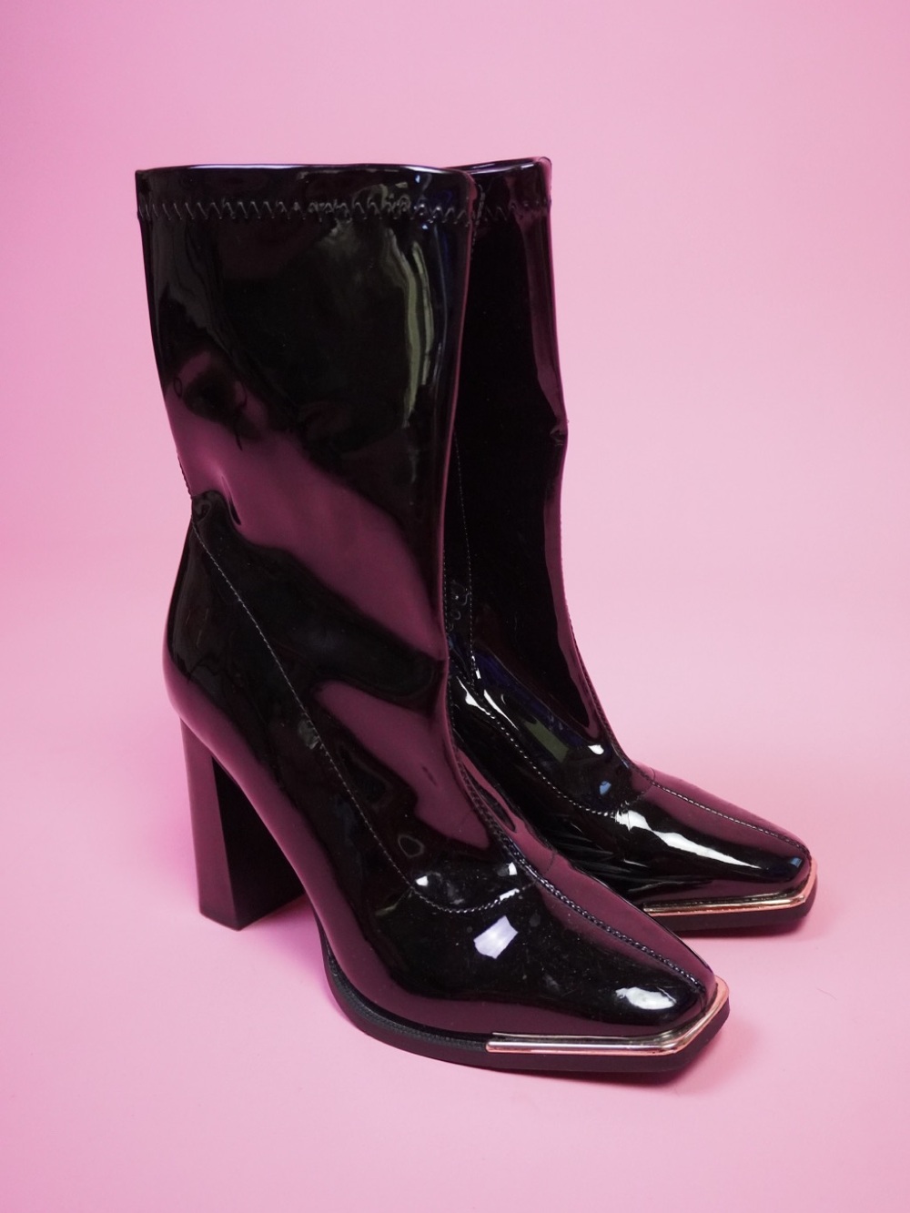 Dream Pairs Black Patent Block Heel Ankle Boots